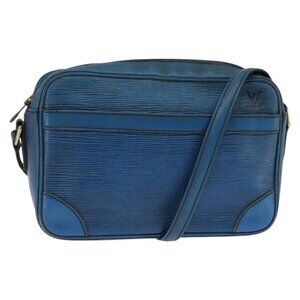 LOUIS VUITTON Epi Trocadero 23 Shoulder Bag Blue